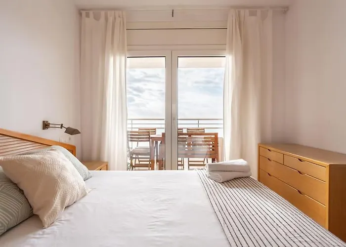 Sunset Oceanfront Lejlighed