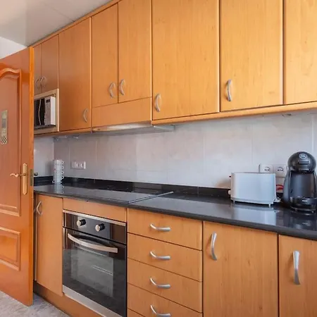 Sunset Oceanfront דירה